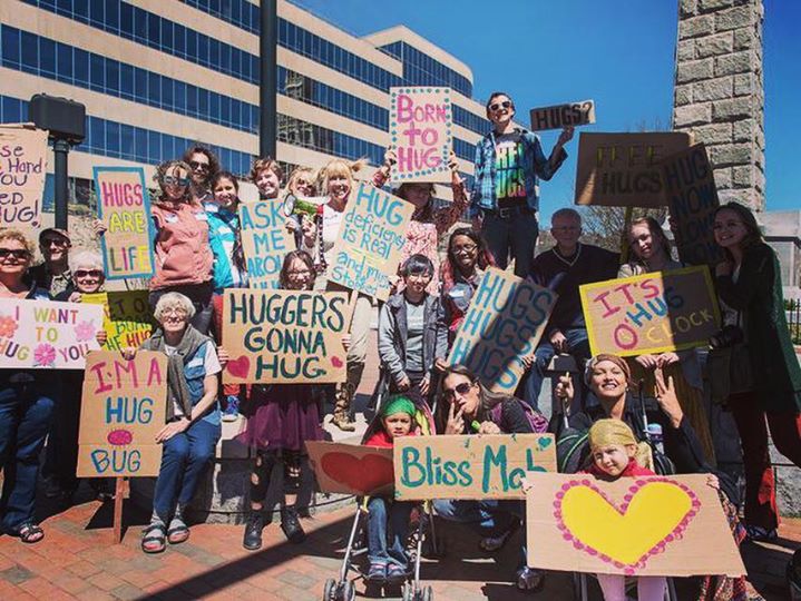 Free-Hugs Flash Mob (Knoxville, TN)