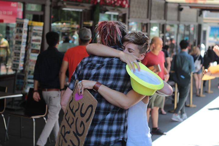 Free Hugs at Britomart (Auckland, New Zealand)